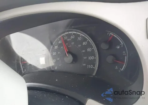 2013 Toyota Sienna Le V6 8 Passenger z USA, uszkodzony, nr VIN 5TDKK3DC1DS296741